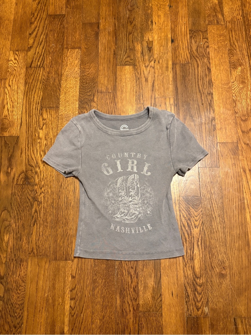 Country Girl Nashville Crop Tee - Gray